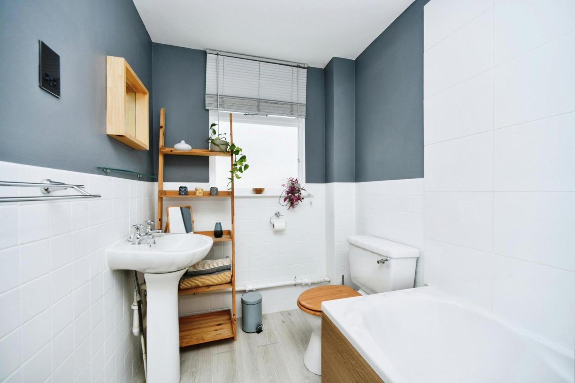 Sunny Seaside Sanctuary - Two Bedroom Apartment Okręg wyborczy Hove Zewnętrze zdjęcie